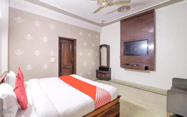 Classy Inn by OYO Rooms