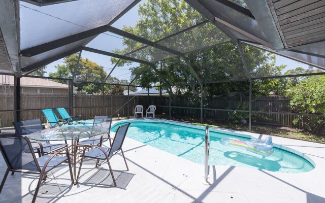 Nantucket Home, 2 Bedrooms, Private Pool, Fenced Yard, Sleeps 6