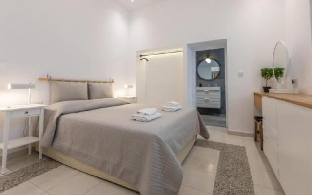 Rooms - Unique staying in Paphos Centre