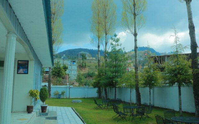 Samsons Inn Malam Jabba