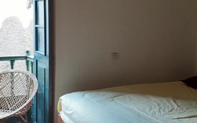 The Grasshopper Hostels AV Alta