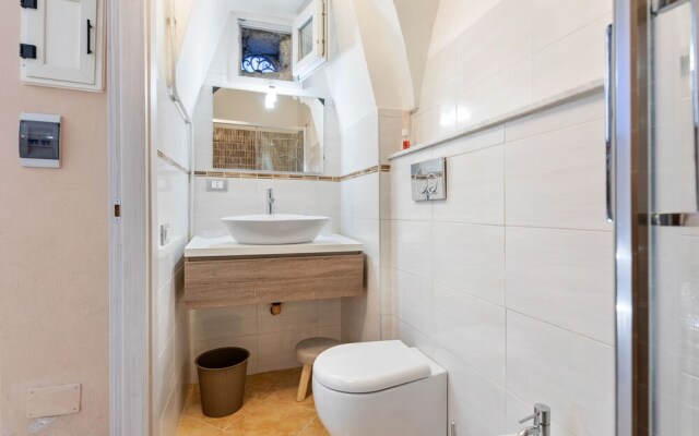 Cerami Studio Flat