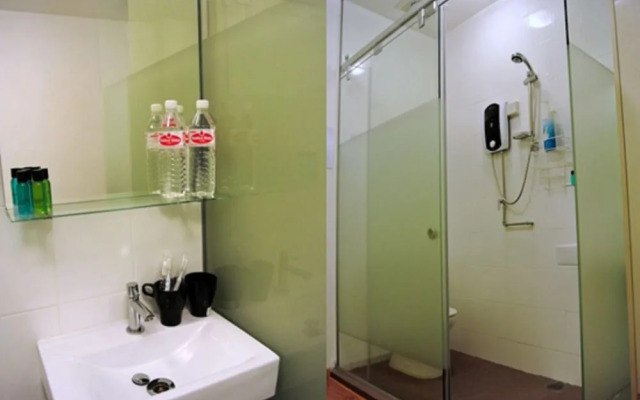 Bluewaters Pods @ Bugis