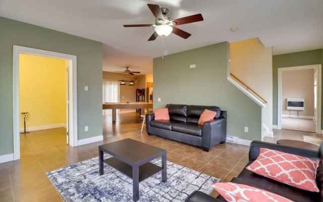 Poconos Retreat w/ Lake & Mountain Views!