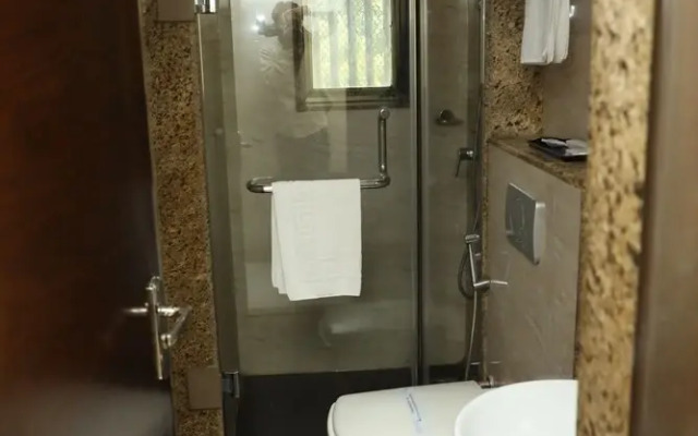 Hotel Anantha Executive Suites