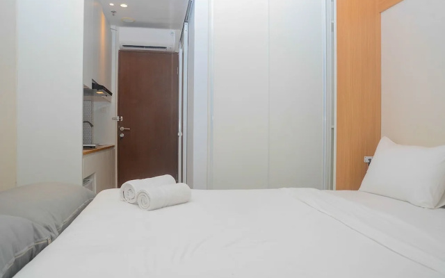 Best Studio Room with Wall Bed Tifolia Apartment