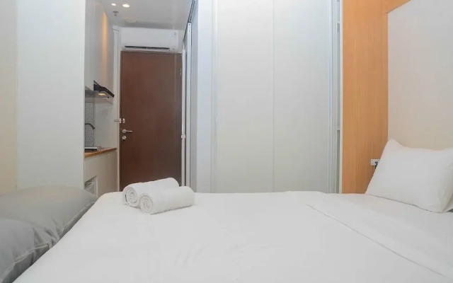 Best Studio Room with Wall Bed Tifolia Apartment