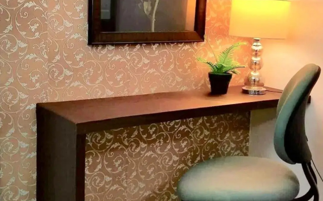 Super Cute Hampton Suites