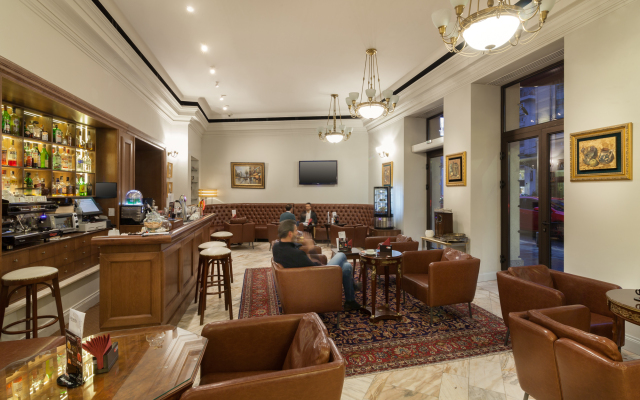 Hotel Capitol