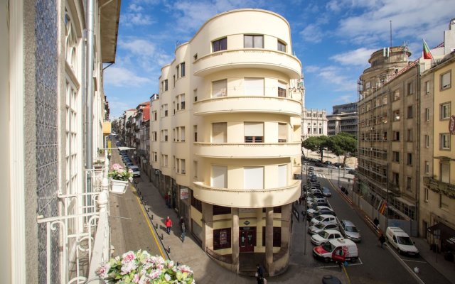 Almada Story Apartments by Porto City Hosts