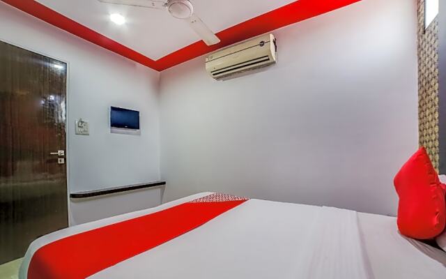 OYO 66982 Hotel Skyway Inn