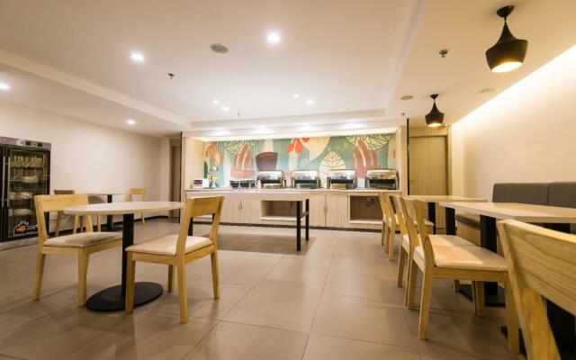 Hanting Hotel Xining Huangguang