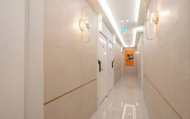 Dk Incheon Airport Hotel
