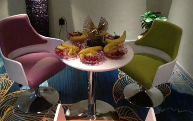 Haoting Film Hotel