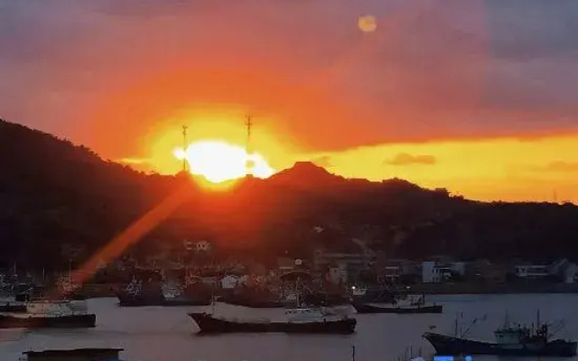 Heman Vinelea Zijinyuan Hotel (Xiangshan Shipu Fishing Port Ancient City Scenic Area)