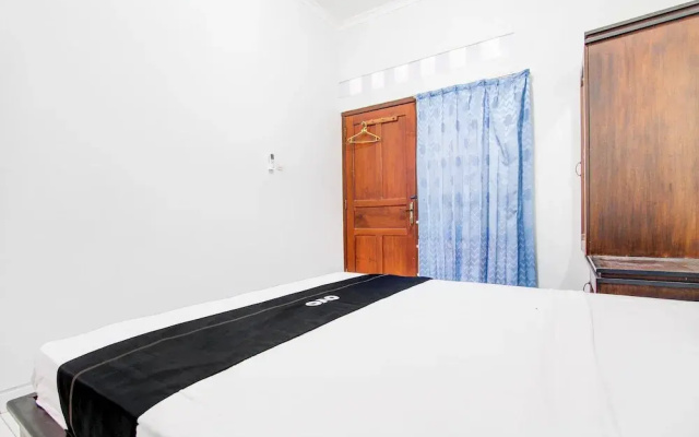 Capital O 93842 Jowo Segoro ResortNearPantai Sepanjang