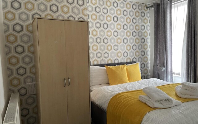 Charming 2-bed House in Wavertree Liverpool