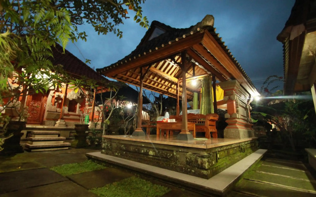 Suparsa's Home Stay