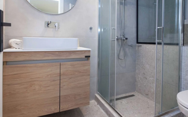 Cozy 1 Bd Basement Apt in Pagrati