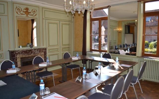 Le Domaine des Cigognes