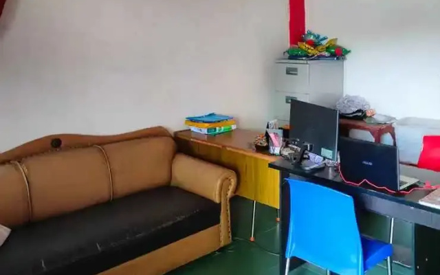 Johje Guest House Medan Mitra RedDoorz