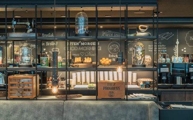 Motel One Berlin-Alexanderplatz