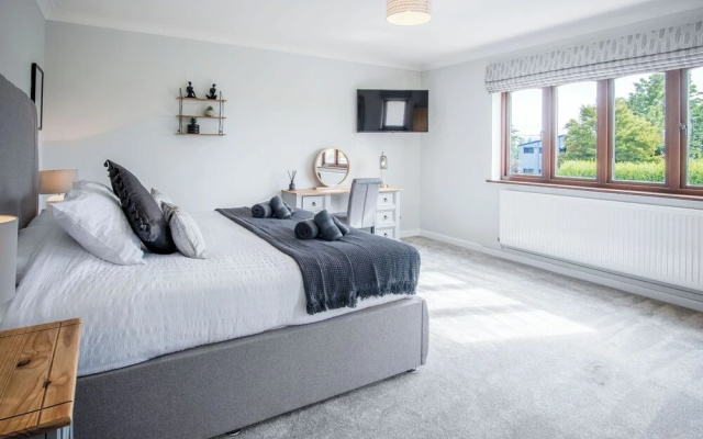 Springfield Lodge - 3 Bedroom Home - Princes Gate