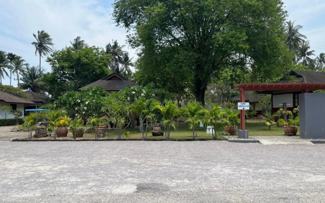 Suan Bankrut Beach Resort