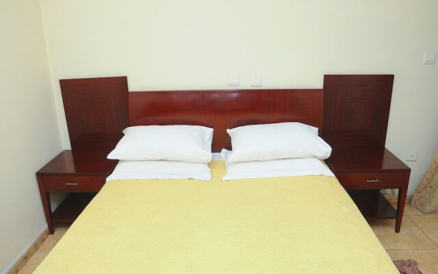 Baks Hotel Apartment