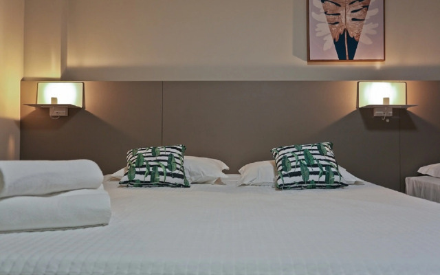Sandri City Hotel