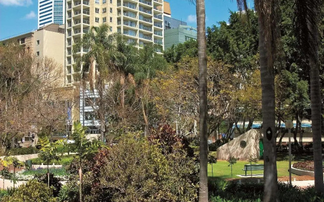 Oaks Brisbane Lexicon Suites