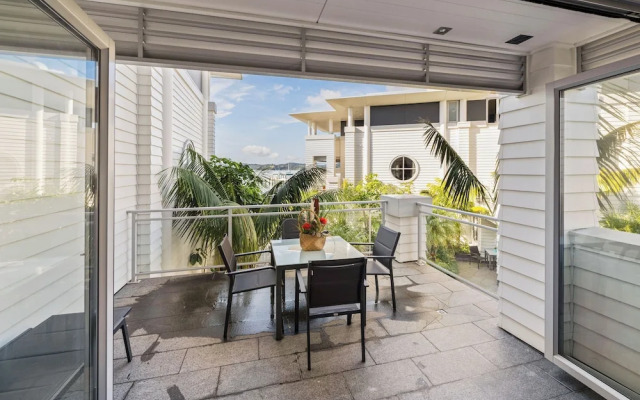 Paihia Waterfront Suites