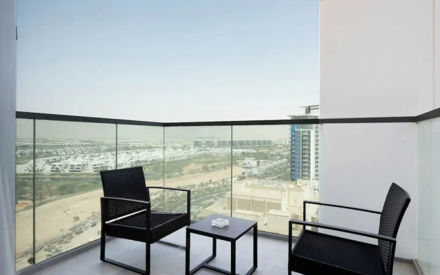 KeyRock Living -  Luxe Escape with Pool