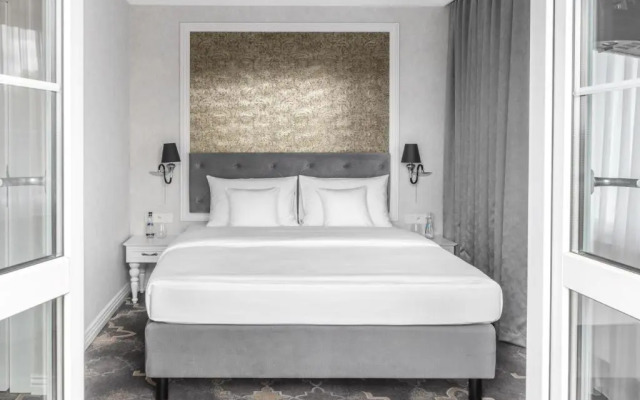 Merci Boutique Hotel