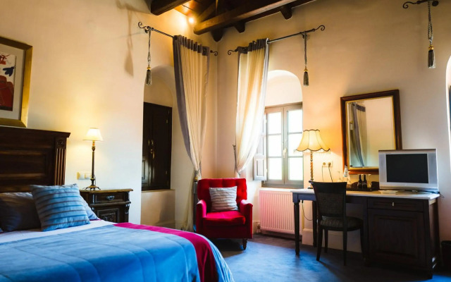 Trikolonion Country Hotel