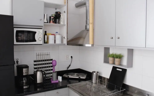 Thanasis Place Hostel