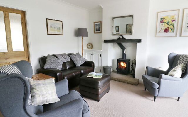3 Overlands, Settle