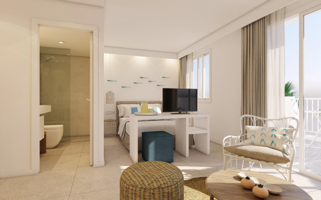 Fergus Style Carema Beach