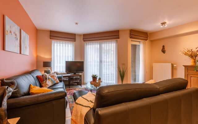 Cosy Apartment With 2 Terraces Right at the Beach