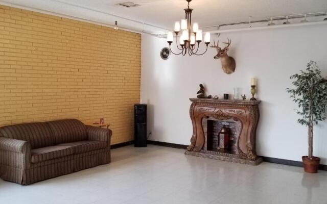 Americas Premier Inn