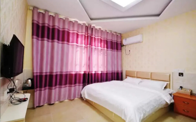 LuHuai Hotel