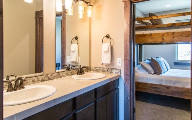 Livingston - Crazy Mountain Lodge