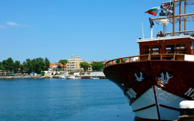 Hotel Paros