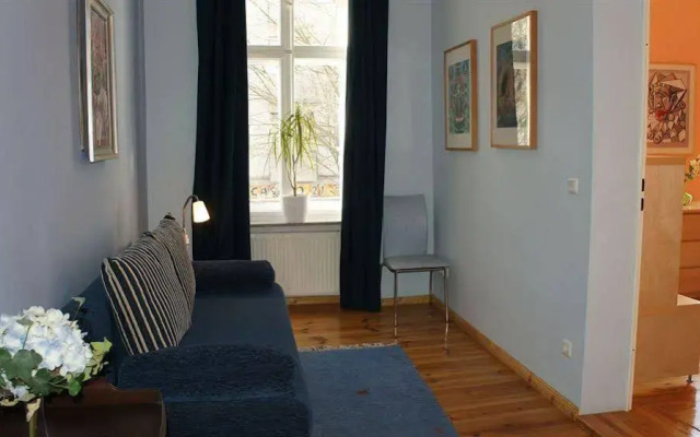 2-Room Apartment Emdener Strasse