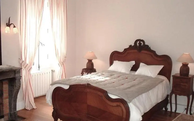 Chateau De Requiecourt