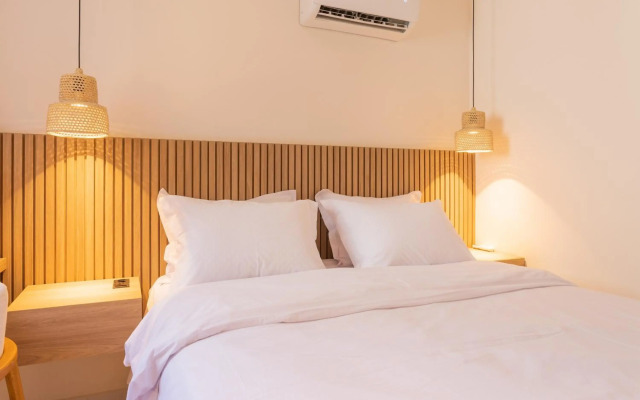 Acqua Residences Luxury Collection