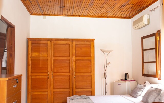 Victory Hotel & Restaurant Tulear
