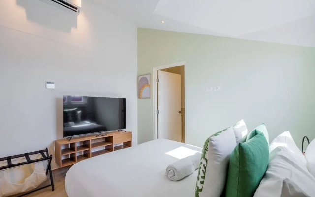 w Homely 2BR With Balcony in Panama