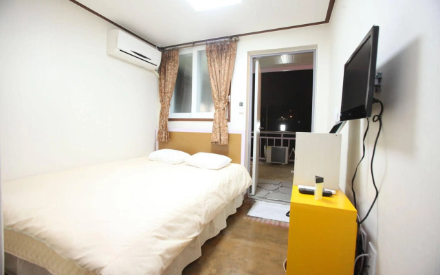 Kukje Myeongdong House