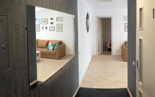 Apartment Dunaeva 45